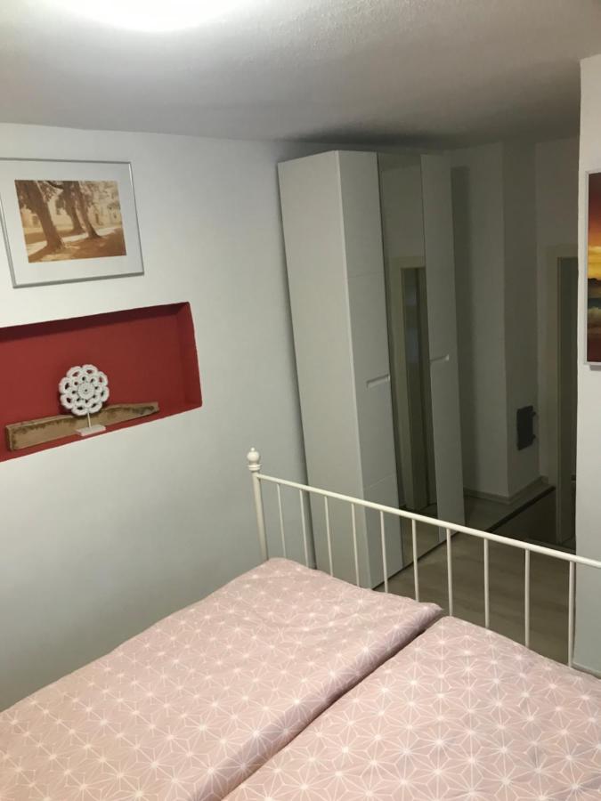 Haus Monika Apartamento Solnhofen Exterior foto